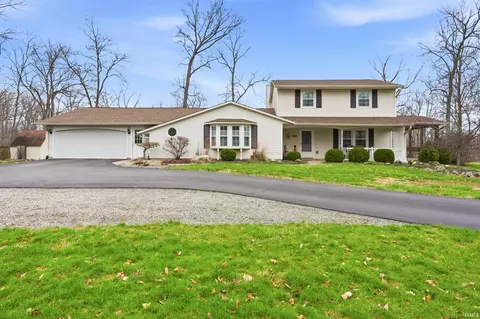 305 Southwood Dr, Hartford City, IN 47348