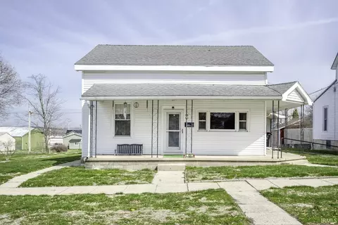 104 W Monroe St, Attica, IN 47918
