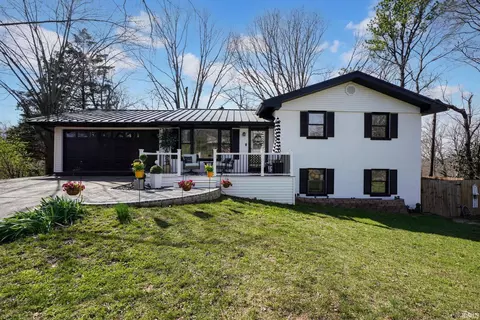 5906 Hamilton Dr, Evansville, IN 47711