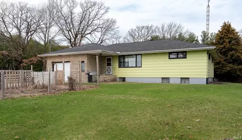 13710 W 600 N St, Medaryville, IN 47957