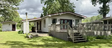6420 S 085 E, Wolcottville, IN 46795