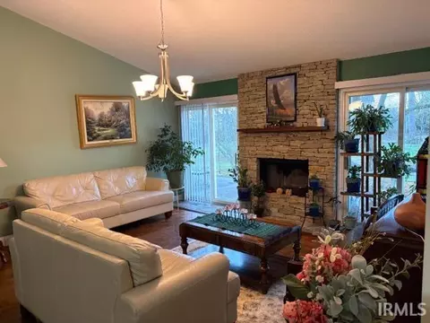 Living - 706 E Pepperridge Dr, Bloomington, IN 47401 photo 1 of 5