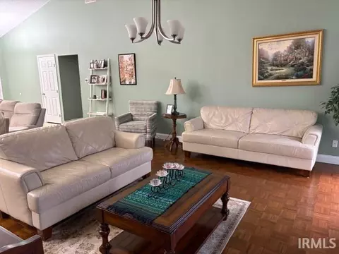 Living - 706 E Pepperridge Dr, Bloomington, IN 47401 photo 5 of 5