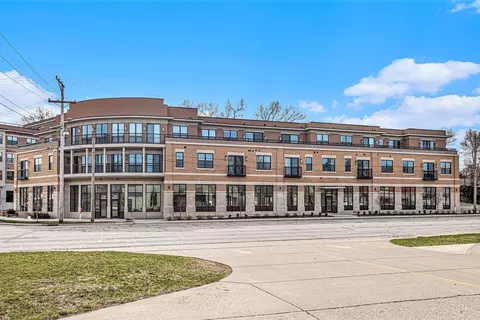 1740 Apt 302w South Bend Ave, South Bend, IN 46637
