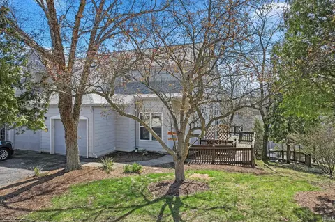 9690 S Bay Pointe Ct, Bloomington, IN 47401