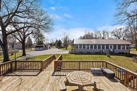 3981 E Parses Rd, Monticello, IN 47960