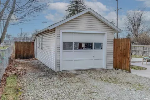 Exterior - 508 E Spring St, Lagrange, IN 46761 photo 3 of 6