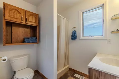 Bath - 508 E Spring St, Lagrange, IN 46761 photo 2 of 2