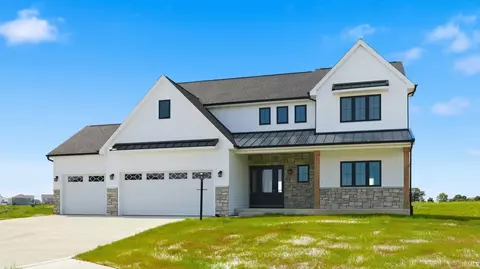 1317 Talullah Dr, Fort Wayne, IN 46818