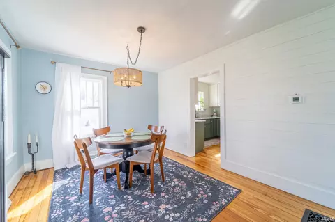 Dining - 207 E John St, Nappanee, IN 46550 photo 1 of 2