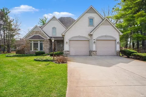 21462 Edgefield Ct, Bristol, IN 46507