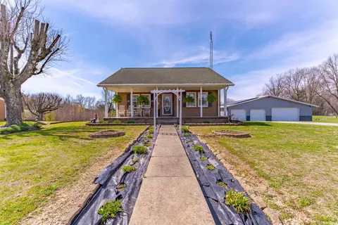 998 S State Road 61, Winslow, IN 47598