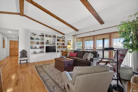 410 E Blue Ridge Dr, Bloomington, IN 47408 photo 5