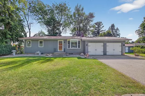 22828 Greenleaf Blvd, Elkhart, IN 46514