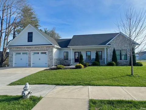 752 E Holland Dr, Bloomington, IN 47401