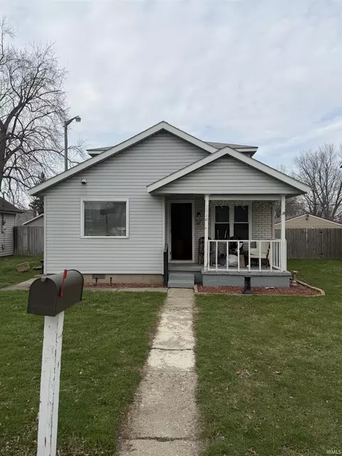 2520 W 11th St, Muncie, IN 47302