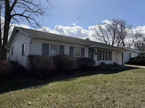 7425 Knightswood Dr, Fort Wayne, IN 46819