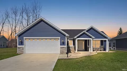 1309 Tuscany Xing, Winona Lake, IN 46590
