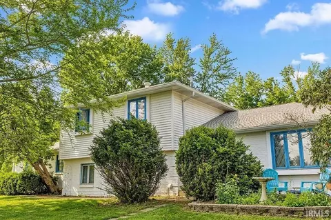 4425 E Cambridge Ct, Bloomington, IN 47408