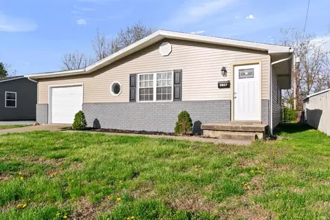 2607 Hawthorne Ave, Evansville, IN 47714