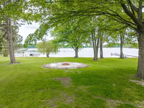 Exterior - 5120 E 100 S Rd, Lagrange, IN 46761 photo 5 of 8