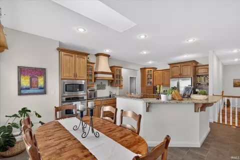 Dining - 491 E Chambers Pike, Bloomington, IN 47404 photo 1 of 1