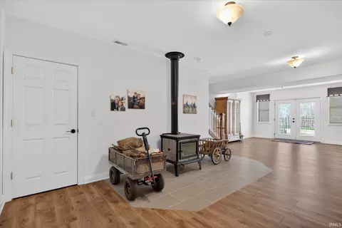 Entry Way - 491 E Chambers Pike, Bloomington, IN 47404 photo 2 of 2