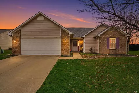 69 S Morris Blvd, Bargersville, IN 46106