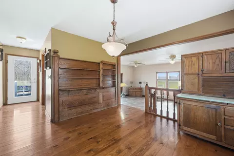Entry Way - 175 State Road 1, Hamilton, IN 46742 photo 2 of 3