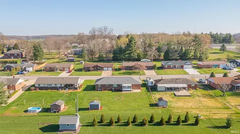 View/Area - 1517 Gregory Ln, Jasper, IN 47546 photo 3 of 3