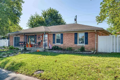 718 Davis Dr, Mount Vernon, IN 47620