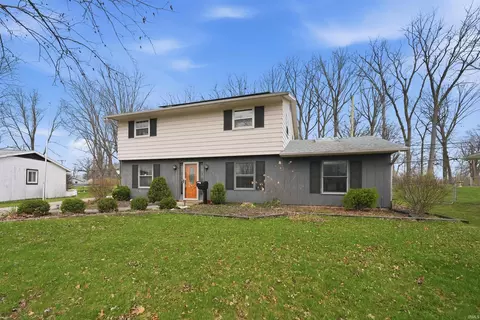 6116 Beaumont Dr, Fort Wayne, IN 46825