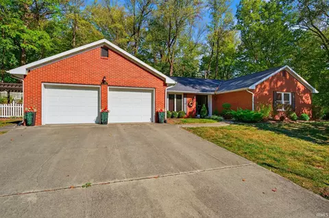 3720 Tomlinson Dr, Logansport, IN 46947