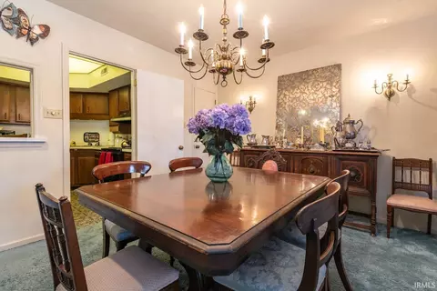 Dining - 2606 E 2nd St #E, Bloomington, IN 47401 photo 3 of 4