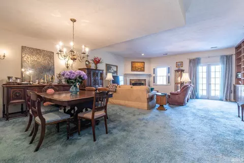 Dining - 2606 E 2nd St #E, Bloomington, IN 47401 photo 2 of 4
