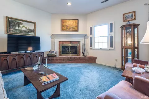 Living - 2606 E 2nd St #E, Bloomington, IN 47401 photo 1 of 2