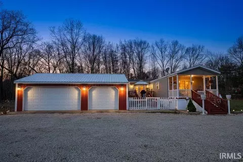 8839 E 75 N Rd, Knox, IN 46534
