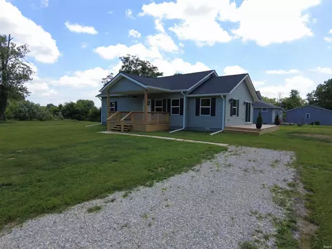 Exterior - 444 S 4th St, Mitchell, IN 47446 photo 4 of 6