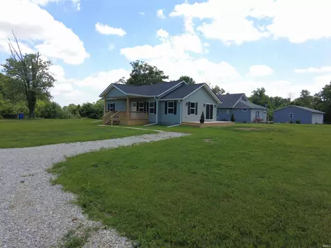 Exterior - 444 S 4th St, Mitchell, IN 47446 photo 6 of 6