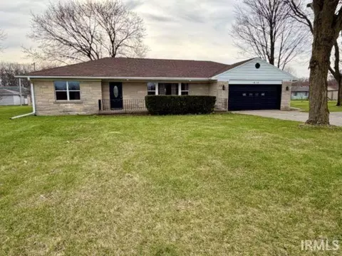 1410 Williams St, Angola, IN 46703