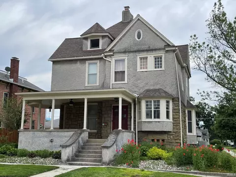 307 N Van Buren St, Auburn, IN 46706