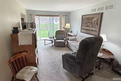 Living - 924 Eagle Dr, Goshen, IN 46526 photo 1 of 3