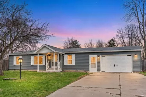 30063 W Wren St, Elkhart, IN 46517