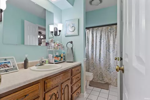 Bath - 2920 E Rhorer Rd, Bloomington, IN 47401 photo 4 of 4