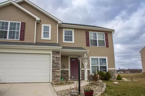 1904 Waynedale Dr, Garrett, IN 46738