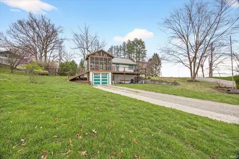 4630 Point Idalawn Dr, Unionville, IN 47468