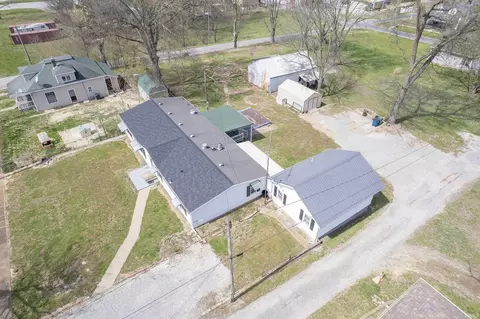 203 E Main St, Allendale, IL 62410 photo 33