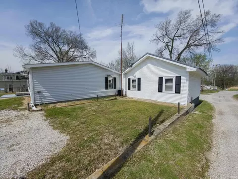 203 E Main St, Allendale, IL 62410 photo 21