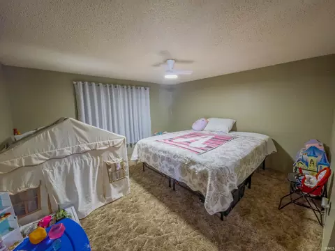 203 E Main St, Allendale, IL 62410 photo 9