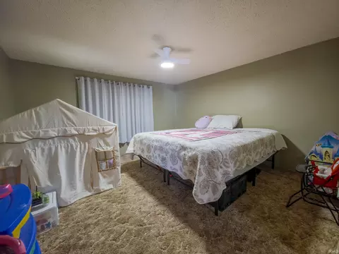 203 E Main St, Allendale, IL 62410 photo 10